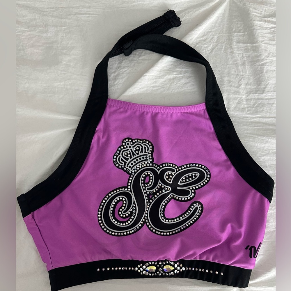 SE majors practice wear top